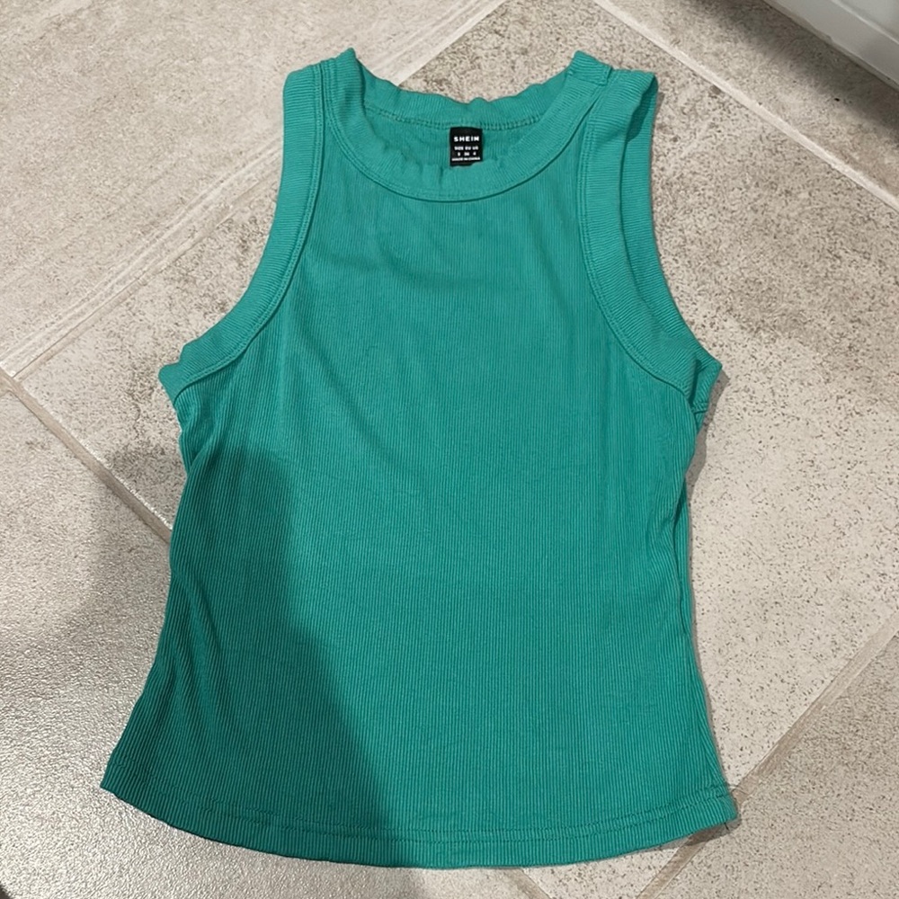 Green Sleeveless Ribbed Tank Top